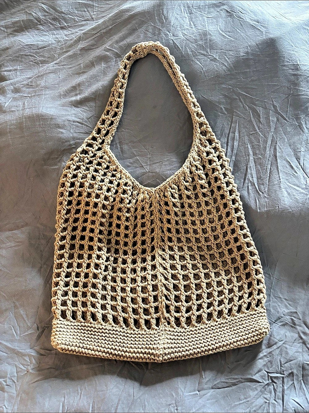 Crochet Shoulder Bag in Brown Like New